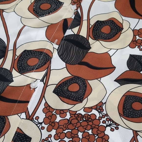 Shirtdress - Picture 4 of 5